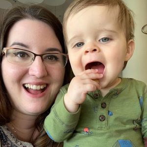 Meet your Posher, Lina